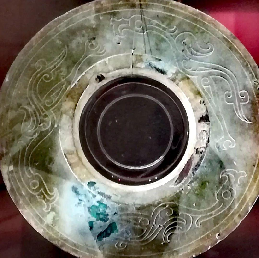 中国文物介绍及图片：金沙古蜀铜璧形器