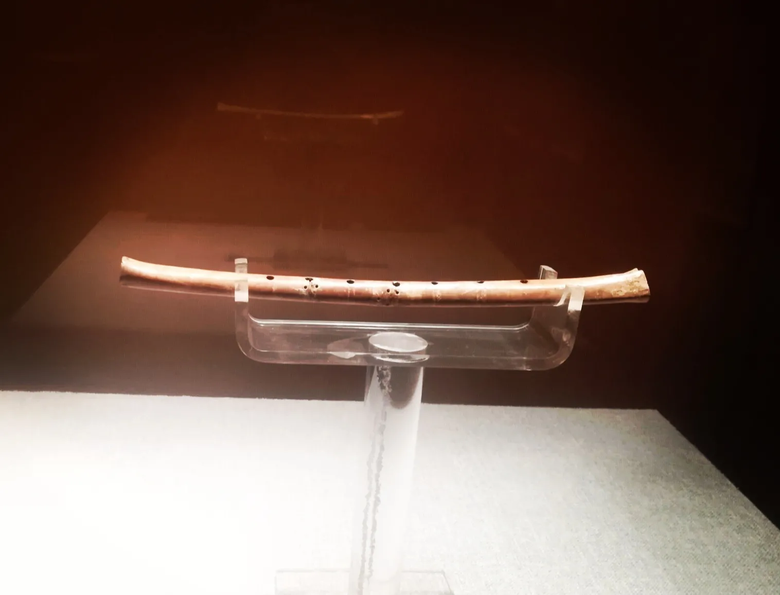 中国文物介绍及图片：新石器时代骨笛
