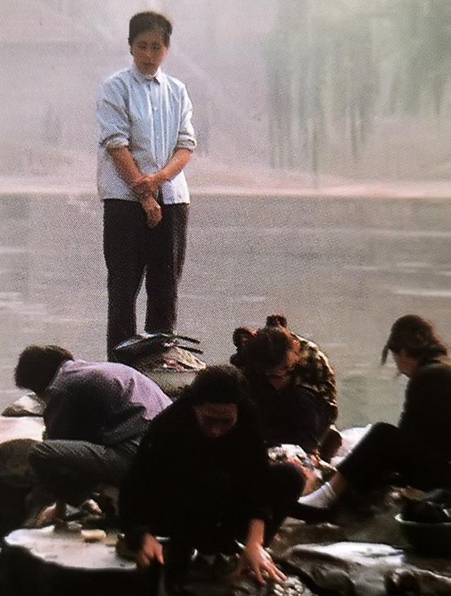 七十年代末的济南老照片，70年代后期的大明湖