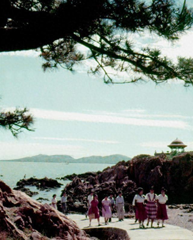 60年代青岛老照片，地处山东半岛的最南端