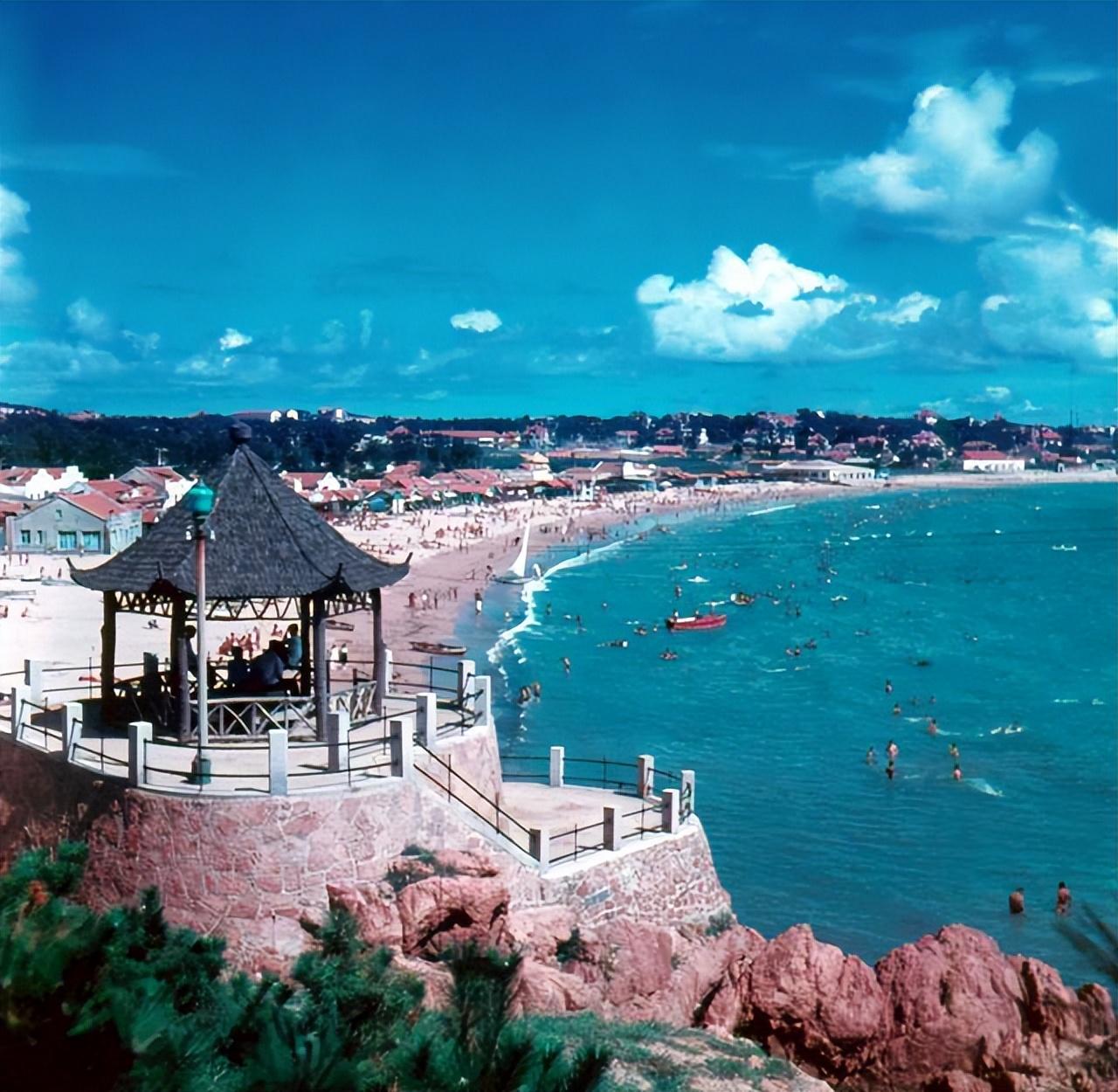 60年代青岛老照片，地处山东半岛的最南端