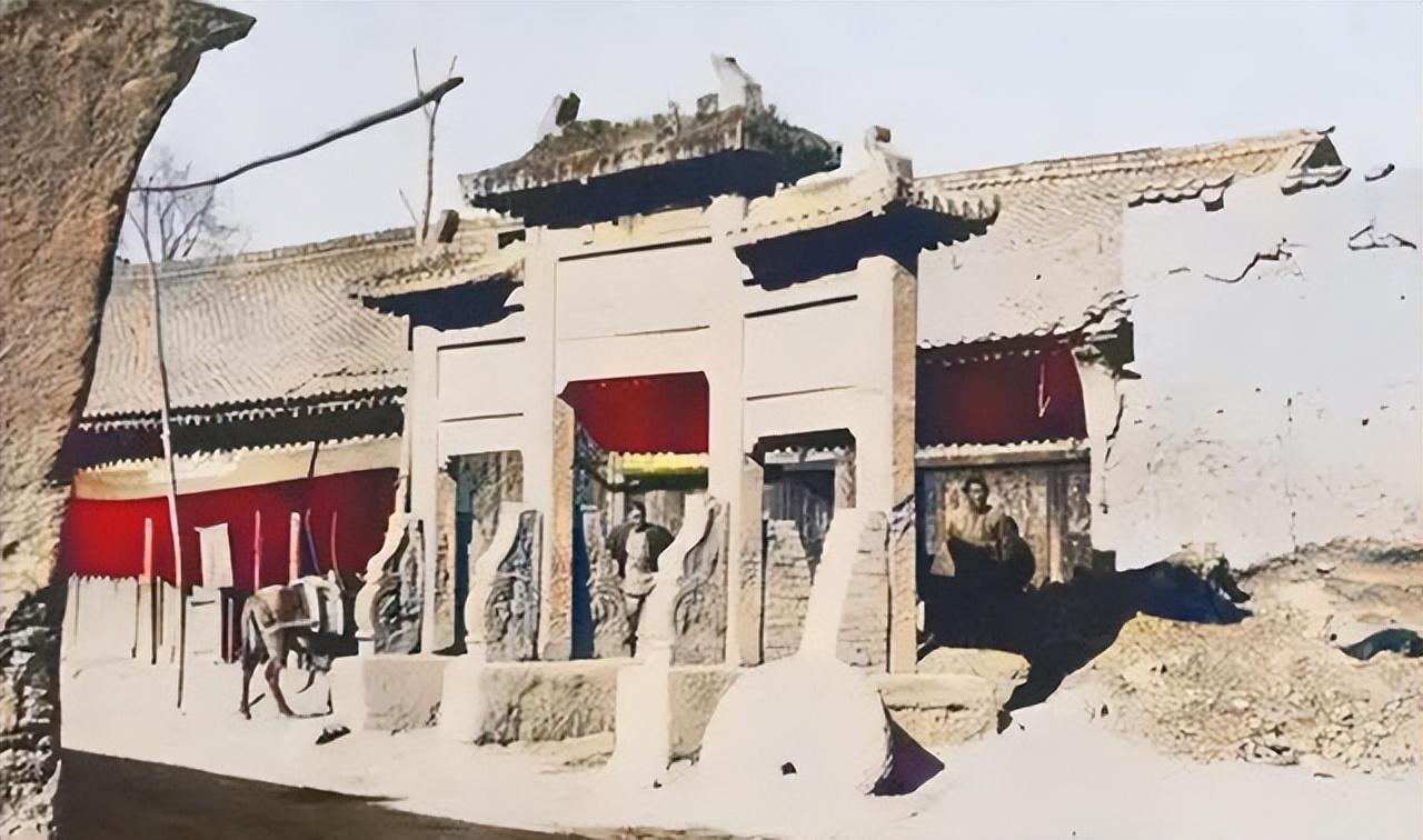 甘肃平凉，丝绸之路上的一座古道上的重镇