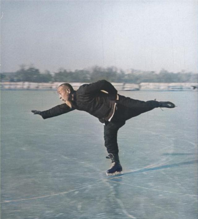 北京老照片，慈禧御用滑冰队长