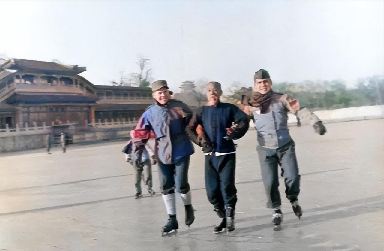 北京老照片，慈禧御用滑冰队长