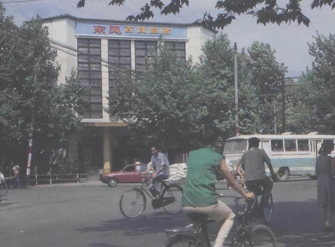 80年代老照片：河南“北国江南”信阳的老照片