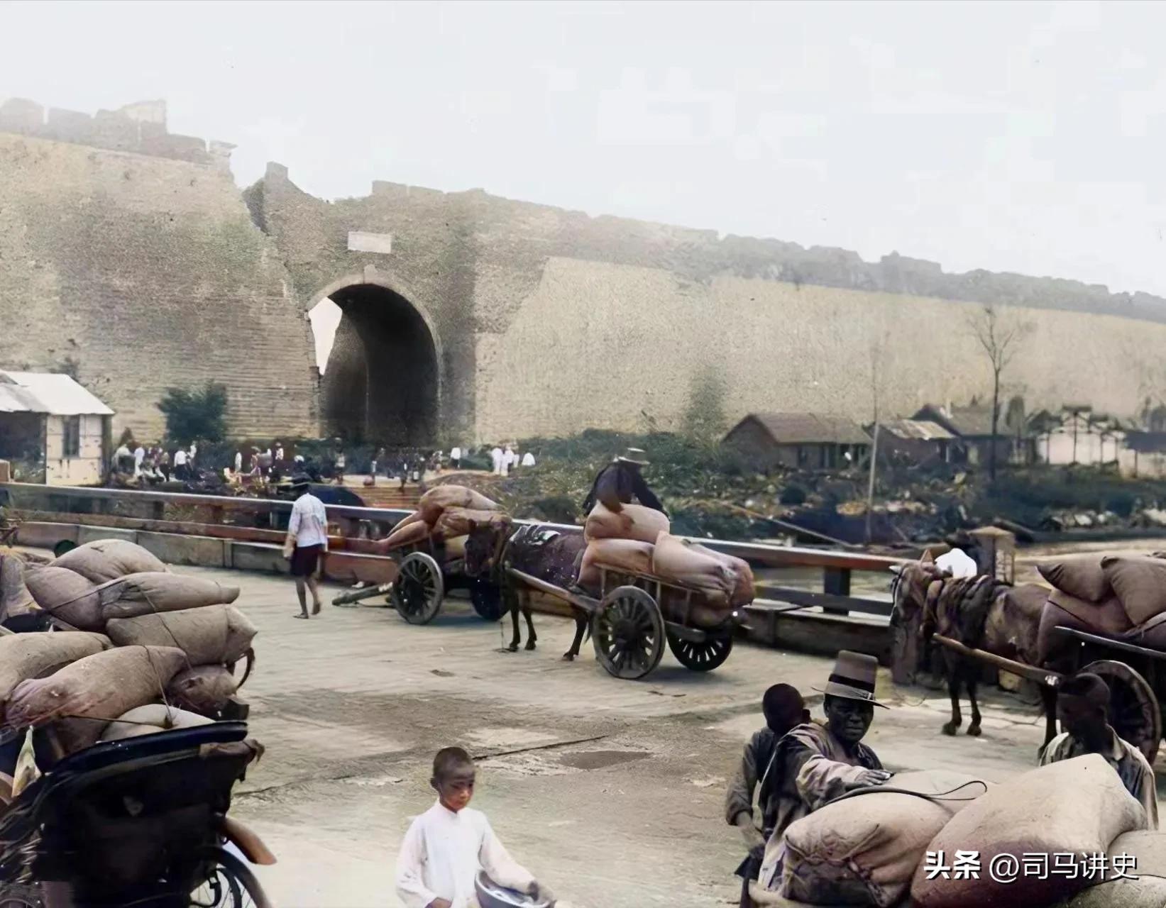 勿忘国耻！日军镜头下80年前南京战役后老照片：中山门被炮火炸塌-图2