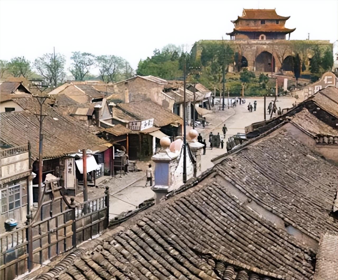 老照片：老外镜头中的南京，明城墙的沧桑，新街口的繁华-图4
